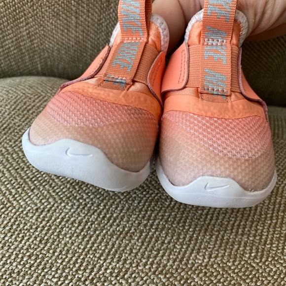 Infant Toddler Nike Flex Runner Sneaker. Unisex Ombré Peach Orange W/Silver. 3C. - Picture 8 of 14